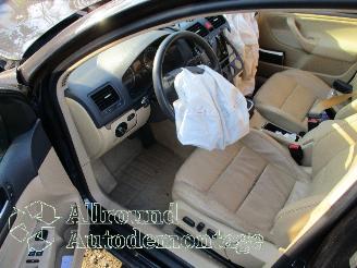 Volkswagen Golf Golf V (1K1) Hatchback 1.6 FSI 16V (BLF(Euro 4)) [85kW]  (10-2003/07-2=
008) picture 8