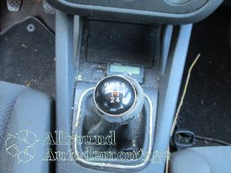 Volkswagen Golf Golf V (1K1) Hatchback 2.0 FSI 16V (BVY(Euro 4)) [110kW]  (01-2004/11-=
2008) picture 11