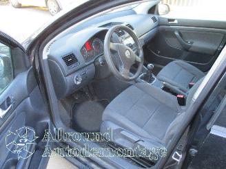 Volkswagen Golf Golf V (1K1) Hatchback 2.0 FSI 16V (BVY(Euro 4)) [110kW]  (01-2004/11-=
2008) picture 9