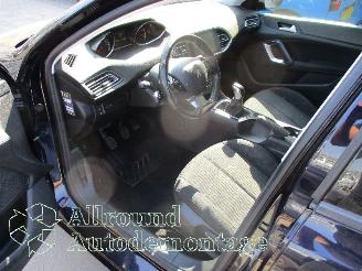 Peugeot 308 308 SW (L4/L9/LC/LJ/LR) Combi 5-drs 1.2 12V e-THP PureTech 110 (EB2DT(=
HNZ)) [81kW]  (03-2014/12-2021) picture 9