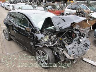 Renault Clio Clio IV (5R) Hatchback 5-drs 0.9 Energy TCE 90 12V (H4B-400(H4B-A4)) [=
66kW]  (11-2012/08-2021) picture 2