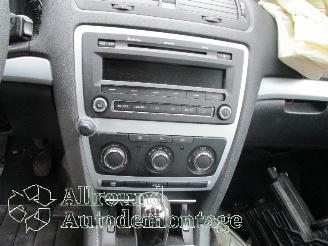 Skoda Octavia Octavia Combi (1Z5) Combi 5-drs 1.4 TSI 16V (CAXA) [90kW]  (11-2008/06=
-2013) picture 10