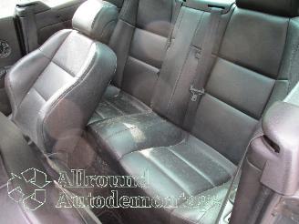 Peugeot 307 307 CC (3B) Cabrio 2.0 16V (EW10J4(RFN)) [100kW]  (10-2003/06-2005) picture 11