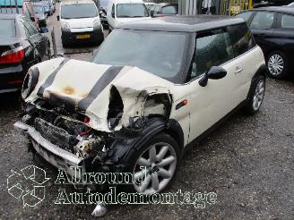 Auto da rottamare Mini Mini Mini One/Cooper (R50) Hatchback 1.6 16V Cooper (W10-B16A) [85kW]  (06-=
2001/09-2006) 2003