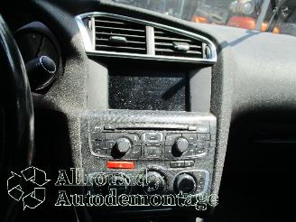 Citroën C4 C4 Berline (NC) Hatchback 5-drs 1.6 16V VTi (EP6C(5FS)) [88kW]  (10-20=
10/...) picture 10