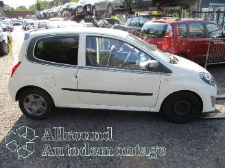 Renault Twingo Twingo II (CN) Hatchback 3-drs 1.2 16V (D4F-770) [55kW]  (03-2007/09-2=
014) picture 7