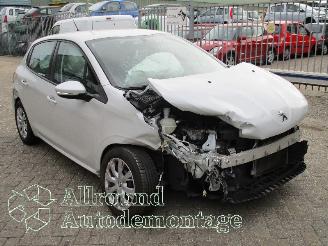 Peugeot 208 208 I (CA/CC/CK/CL) Hatchback 1.2 Vti 12V PureTech 82 (EB2F(HMZ)) [60k=
W]  (03-2012/12-2019) picture 2