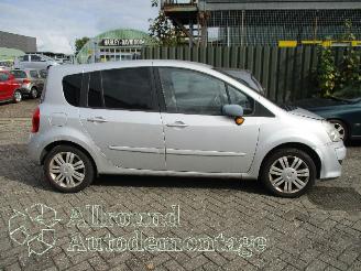Renault Modus Modus/Grand Modus (JP) MPV 1.6 16V (K4M-801) [82kW]  (12-2004/12-2012)= picture 7