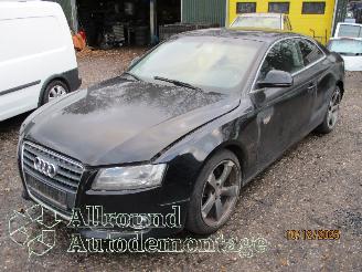 rozbiórka samochody osobowe Audi A5 A5 (8T3) Coupé 2.7 TDI V6 24V (CGKA(Euro 5)) [140kW]  (06-2008/03-20=
12) 2009