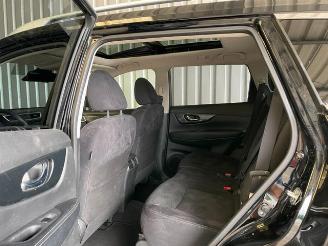 Nissan X-Trail 1.6 Acenta 7-Sitzer / Panorama / Kamera picture 13