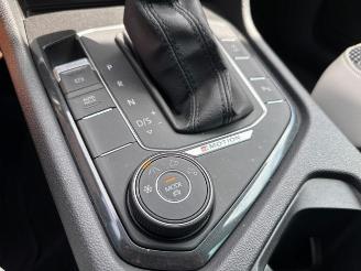 Volkswagen Tiguan OFFROAD 2.0 TSI 4Motion picture 17