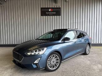 Ford Focus Turnier Titanium Pano / LED / R-Kamera picture 2