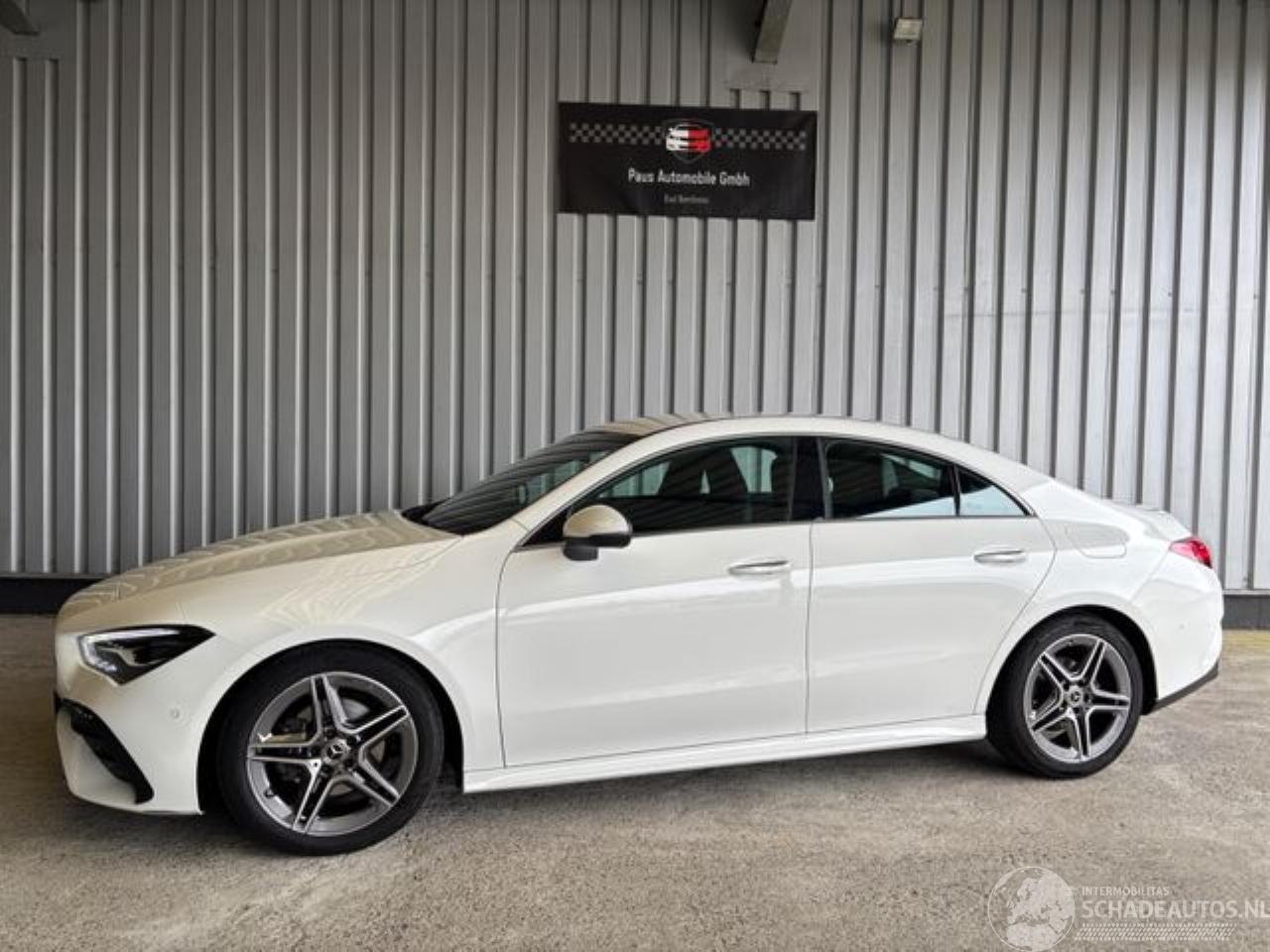 Mercedes Cla-klasse 180 Lim. AMG-Line LED / R-Kamera