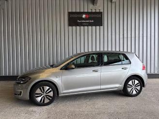 Vaurioauto  passenger cars Volkswagen Golf VII Lim. e- 35.8 KWH / LED 2018/7