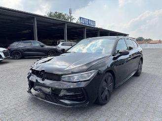 Volkswagen Passat Variant 2.0 TDI 4Motion R-Line picture 3