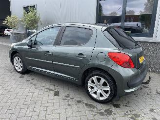Peugeot 207 1.6 VTi XS Pack picture 6