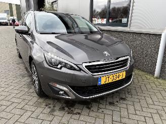 Peugeot 308 1.2 PureTech Allure picture 41