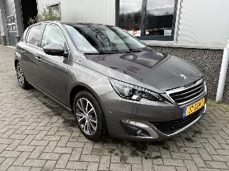 Peugeot 308 1.2 PureTech Allure picture 43