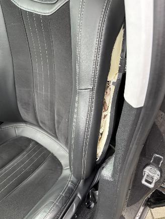 Peugeot 308 1.2 PureTech Allure picture 18