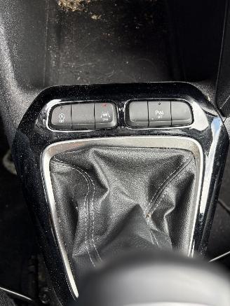 Opel Corsa 1.2 Edition picture 12