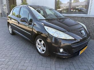 škoda osobní automobily Peugeot 207 1.4 VTI Style 2010/9