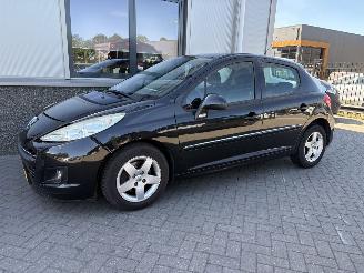 Peugeot 207 1.4 VTI Style picture 18