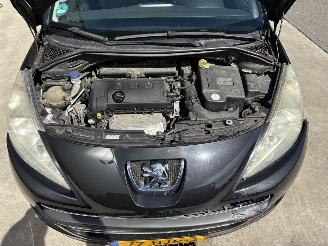 Peugeot 207 1.4 VTI Style picture 23