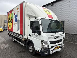 krockskadad bil bedrijf Fuso Canter Bakwagen 2017/3