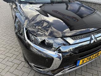 Mitsubishi Outlander 2.4 PHEV S-Edition picture 39