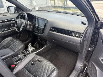 Mitsubishi Outlander 2.4 PHEV S-Edition picture 32