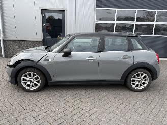 Mini Cooper 1.5 Cooper Business picture 25