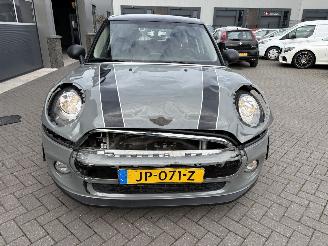 Mini Cooper 1.5 Cooper Business picture 31