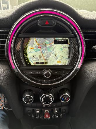 Mini Cooper 1.5 Cooper Business picture 14