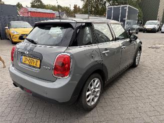 Mini Cooper 1.5 Cooper Business picture 5