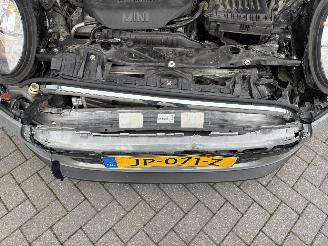 Mini Cooper 1.5 Cooper Business picture 17