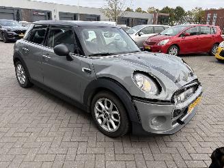 škoda osobní automobily Mini Cooper 1.5 Cooper Business 2016/6