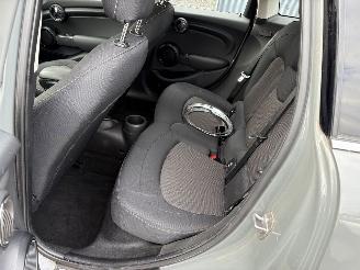 Mini Cooper 1.5 Cooper Business picture 8