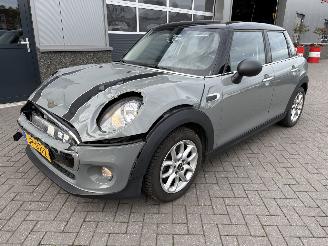 Mini Cooper 1.5 Cooper Business picture 28