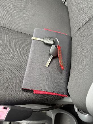 Citroën C1 1.0 12V seduction picture 20