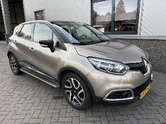 Vaurioauto  passenger cars Renault Captur 0.9 TCe Dynamique 2014/3