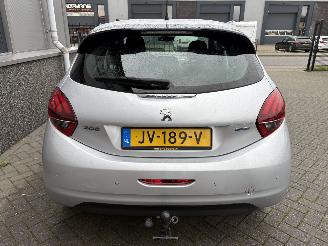 Peugeot 208 1.2 PureTech Blue Lion picture 10