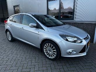 Auto incidentate Ford Focus 1.0 Ecoboost Titanium 2012/5