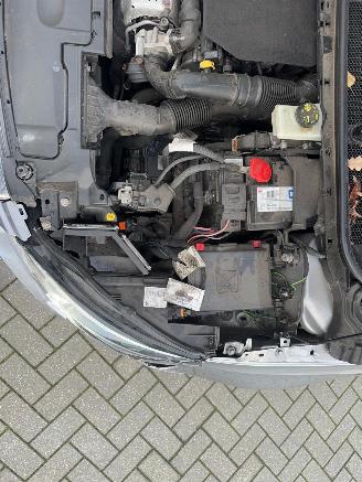 Peugeot 308 1.2 PureTech Allure Automaat picture 12