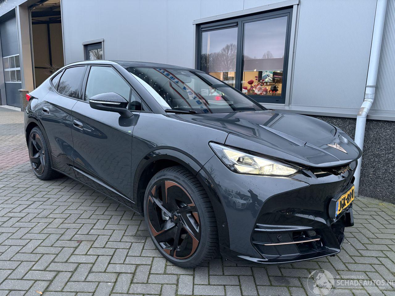 Cupra Tavascan Adrenaline 82kWh