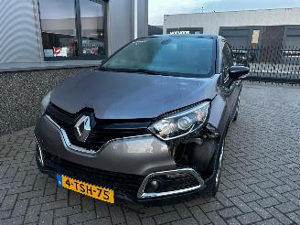 Renault Captur 0.9 TCe Dynamique picture 9