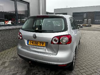 Volkswagen Golf 2.0 FSI Automaat picture 9