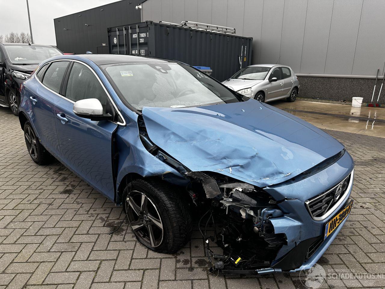 Volvo V-40 2.0 D2 R-Design Business