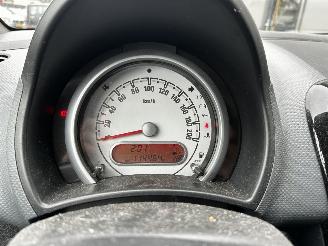 Opel Agila 1.0 Selection picture 12