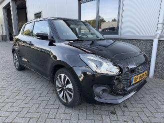 uszkodzony samochody osobowe Suzuki Swift 1.2 Stijl Automaat 2017/11