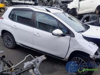 Peugeot 2008 2008 (CU), MPV, 2013 / 2019 1.2 12V e-THP PureTech 110 picture 4